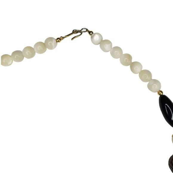 Panda Mom & Baby Pendant Beaded Necklace Mother of Pearl VINTAGE Jewlery - Picture 5 of 6